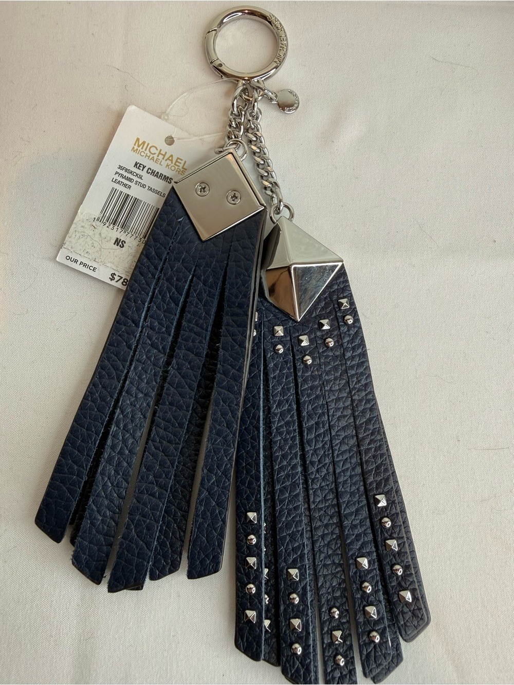 MICHAEL MICHAEL KORS KEY CHARM PYRAMID STUD TASSELS LEATHER - Picture 2 of 6